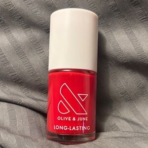 Olive & June Long-Lasting Nail Polish - Bright Red (CV)